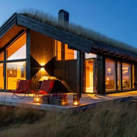 Vakantiehuis Modern With A Mountain View *