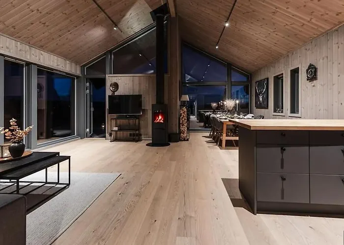 Modern With A Mountain View Vakantiehuis