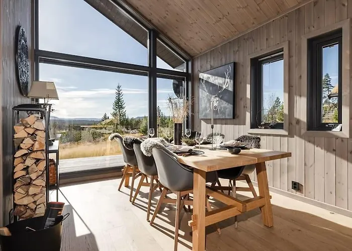 Modern With A Mountain View Vakantiehuis