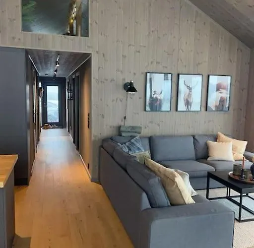 Vakantiehuis Modern With A Mountain View